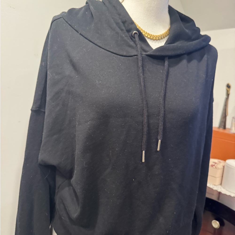 GAP Black Long Sleeve Hoodie - Picture 3 of 6